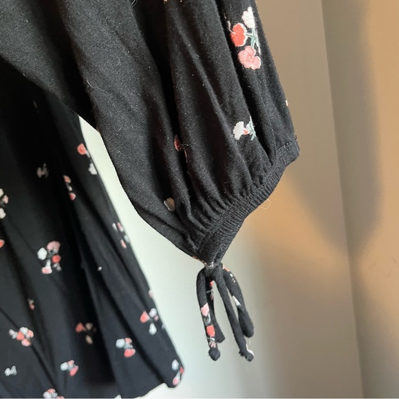 Love & Legend long sleeve top - Picture 3 of 4